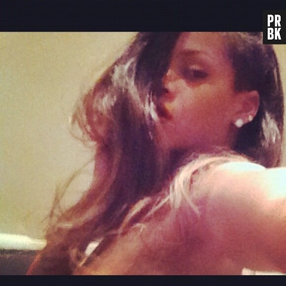 Rihanna attise le désir de ses fans sur les réseaux sociaux !