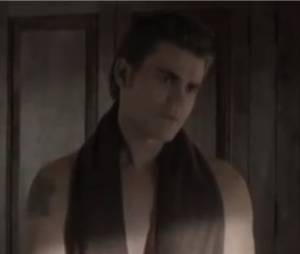 Stefan oublie Elena dans l'épisode 11 de la saison 4 de Vampire Diaries