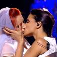 Shy'm et son baiser lesbien pendant les NMA 2013