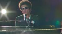 Bruno Mars : When I Was Your Man, le clip rétro émouvant !