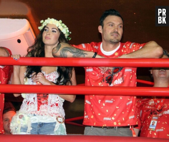 Megan Fox et Brian Austin Green assistent au défilé du Carnaval de Rio