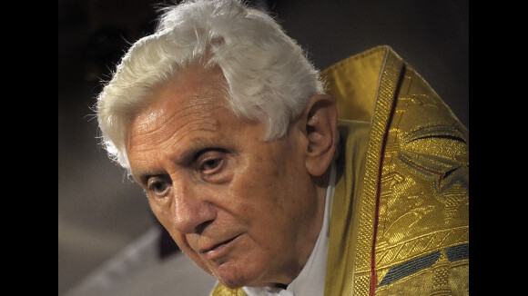 Benoît XVI : la démission du pape liée à un "réseau gay" au Vatican ?