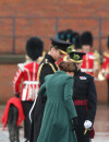 Kate Middleton est coincé dans une plaque d'égoût en pleine cérémonie officielle le 17 mars 2013