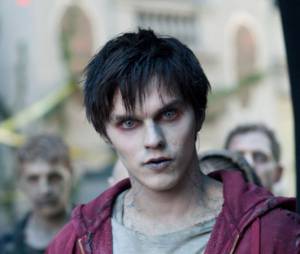 Nicholas Hoult en zombie dans Warm Bodies