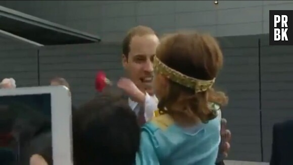 Pas de rose pour le Prince William, la petite Ecossaise préfère Kate Middleton
