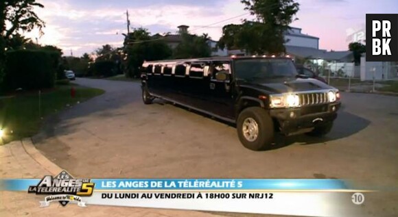 La limousine qui atendait Nabilla pour son anniversaire dans les Anges de la télé-réalité 5.