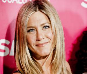 Jennifer Aniston a fait un strip-tease pour Tomer Sisley