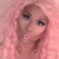 Nicki Minaj : son sosie ? Vivienne Pinay, un YouTubeur pro du maquillage
