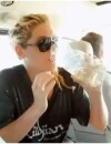 Kesha avait choqué en buvant son urine dans son documentaire My Crazy Beautiful Life