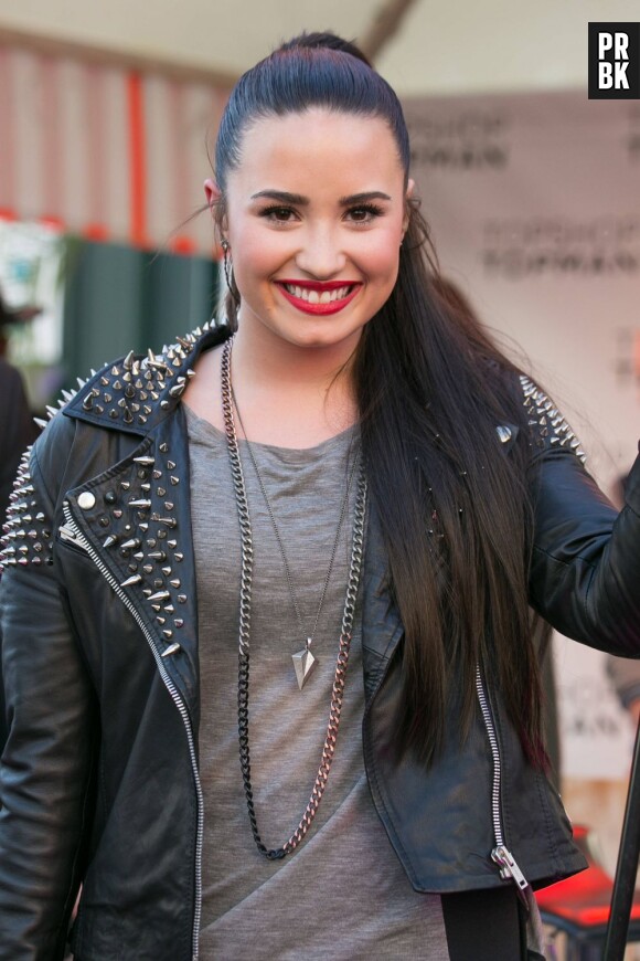 Demi Lovato a signé un contrat anti-suicide à 7 ans