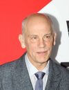 John Malkovich à la rescousse d'un touriste américain à Toronto