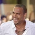 Chris Brown retrouve le sourire dans les bras de Karrueche Tran