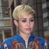 Miley Cyrus dévoile sa nouvelle coupe