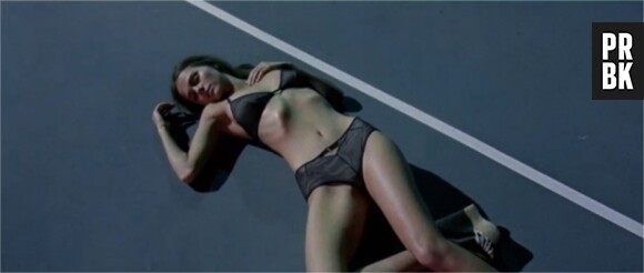 Calvin Harris : sexy et inattendu au programme du clip de Thinking About You