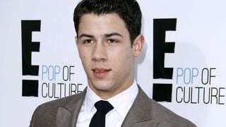 Nick Jonas en couple avec Miss Univers 2012 ? Main dans la main avec Olivia Culpo