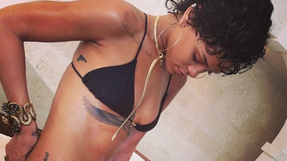 Rihanna : bikini sexy et gros plan sur ses fesses sur Instagram