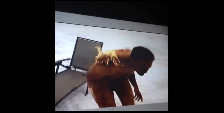 Alexander Skarsgard apparaît entièrement nu dans le final de la saison 6 de True Blood