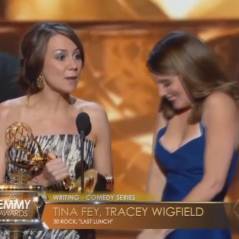 Tina Fey : son sein s'échappe lors des Emmy Awards