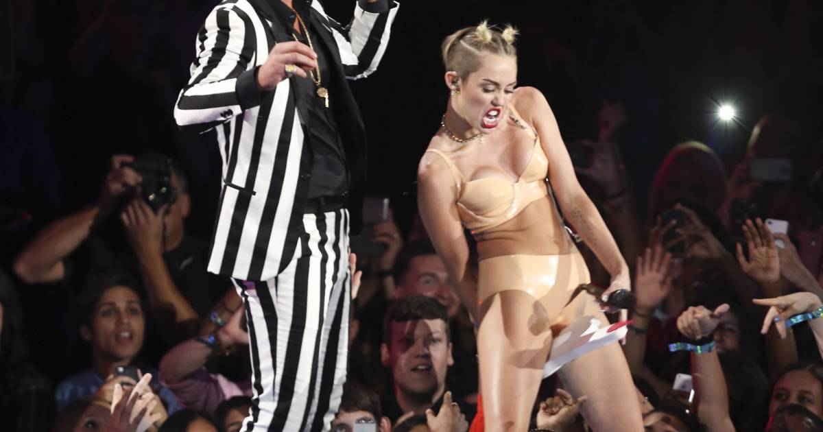 Photos : Miley Cyrus : pour Halloween, déguisez-vous comme la reine du  twerk !