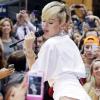 Miley Cyrus : en culotte pour son concert au NBC's Today Show