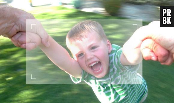 Google Glass : le "coeur avec les mains" breveté par Google