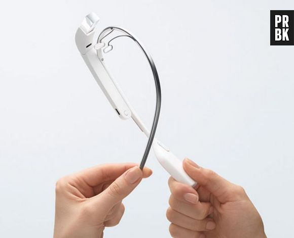 Google Glass : le "coeur avec les mains" breveté par Google