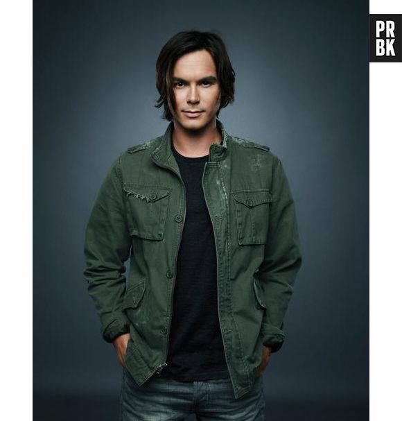 Pretty Little Liars VS Ravenswood : le match