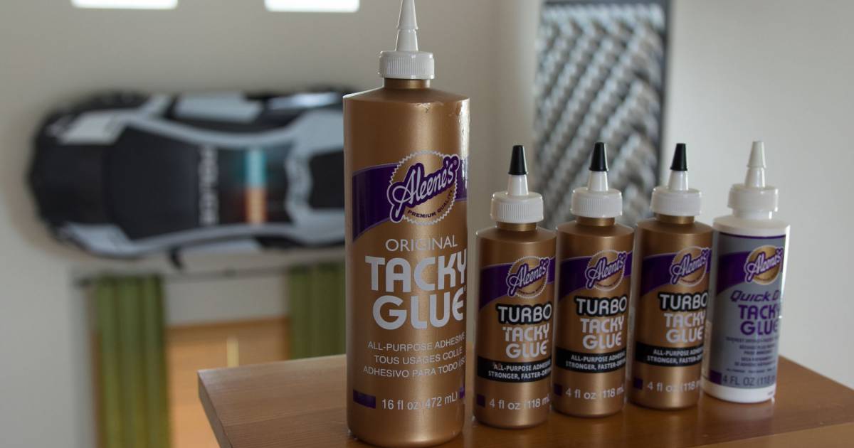 Recoller Une Couronne Avec De La Glue Une mère arrache le pénis de son fils... et tente de le recoller à la