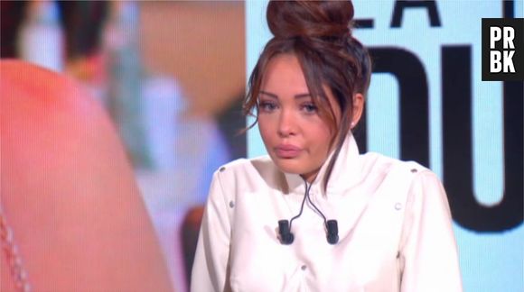 Nabilla Benattia dans Le Tube le 2 novembre 2013 sur Canal+