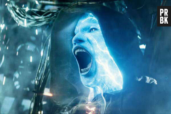 The Amazing Spider-Man 2 : Peter Parker, Gwen Stacy et Electro sur les nouvelles photos promo