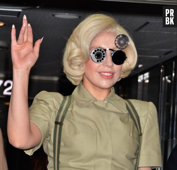 Lady Gaga : look buzz au Japon, le 26 novembre 2013