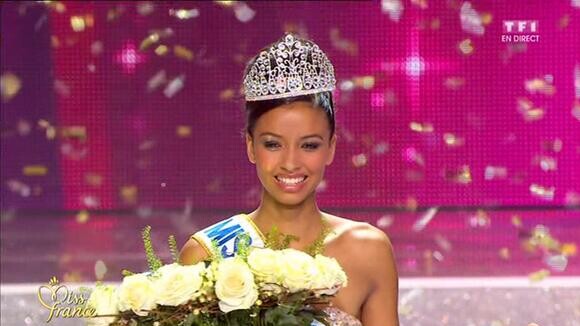 Flora Coquerel (Miss Orléanais) sacrée Miss France 2014, Twitter sous le charme