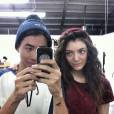 Lorde Son Boyfriend Cible De Tweets Racistes De La Part De Directioners Purebreak