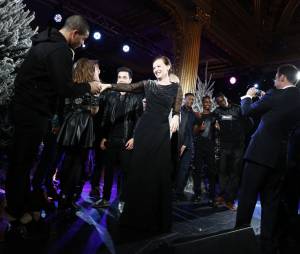 M. Pokora et toute la troupe de Robin des Bois, Brahim Zaibat : visite à François Hollande et Valérie Trierweiler pour le Noël des enfants de l'Elysée, 18 décembre 2013