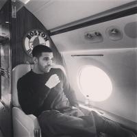 Drake chante du Kanye West au karaoké