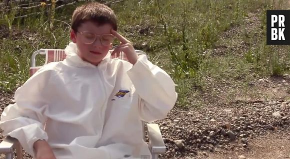 Breaking Bad : Walter oublie la drogue pour un trafic de bonbons dans une parodie délirante