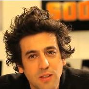 Max Boublil &quot;clashe&quot; The Voice pour la promo de son spectacle