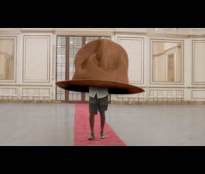 Un clip en l'honneur de Pharrell Williams et son chapeau : "Hatty"