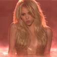 Shakira très hot dans le clip de Can't Remember to Forget You