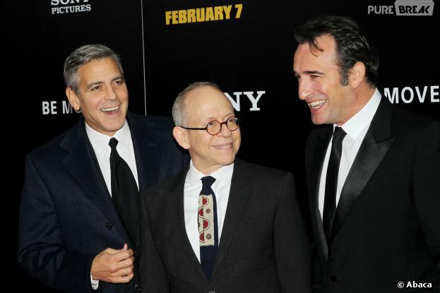 George Clooney et Jean Dujardin entourent Bob Balaban à l'avant-première de The Monuments Men, le 4 février 2014 à New-York