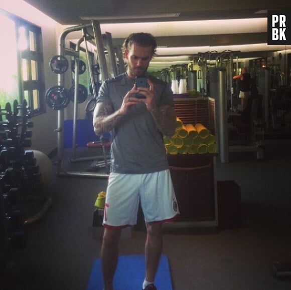 M. Pokora en pleine séance de musculation sur Instagram