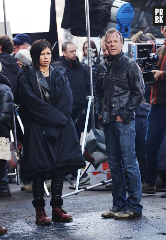 24 heures chrono saison 9 : Kiefer Sutherland et Mary Lynn Rajskub sur le tournage du retour de la série, le 22 janvier 2014 à Londres