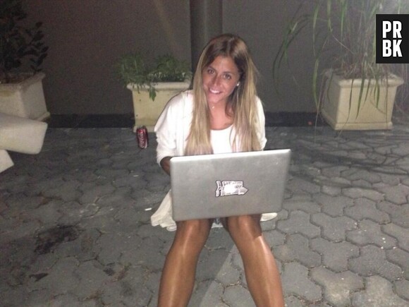 Les Anges 6 : Anaïs Camizuli VS Nelly sur Twitter