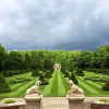 Kim Kardashian partage sur Instagram une photo du château de Versailles avant sa soirée de mariage