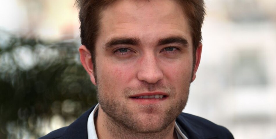  Robert Pattinson proche de Kristen Stewart 