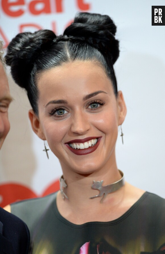 Katy Perry avec deux chignons