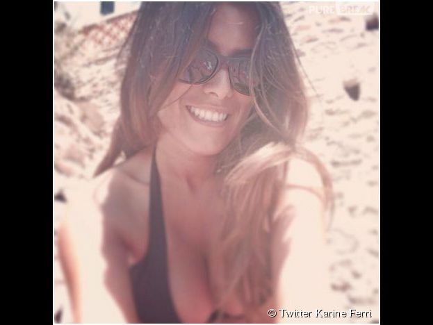 Karine Ferri sexy et d&eacute;collet&eacute;e, en juillet 2014 sur Twitter