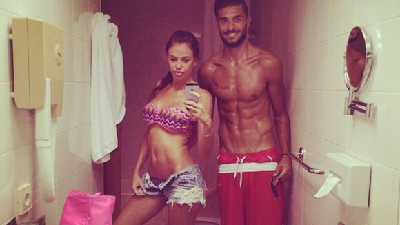 Vanessa Lawrens et Julien Guirado : photo sexy et déshabillée à Marbella