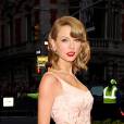  Taylor Swift : une star glamour avec sens de l'humour 