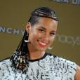  Alicia Keys enceinte et souriante pour la sortie du parfum Givenchy, le 2 septembre 2014 &agrave; New York 